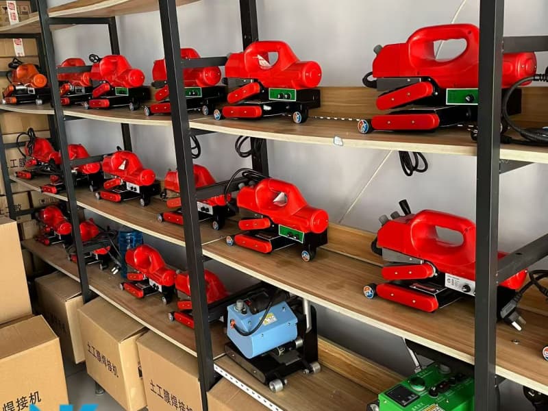 دليل لحام الأغشية الأرضية: خطوات وتقنيات لحام أغشية البولي إيثيلين عالي الكثافة (HDPE) الاحترافية | NUOKUNEGO